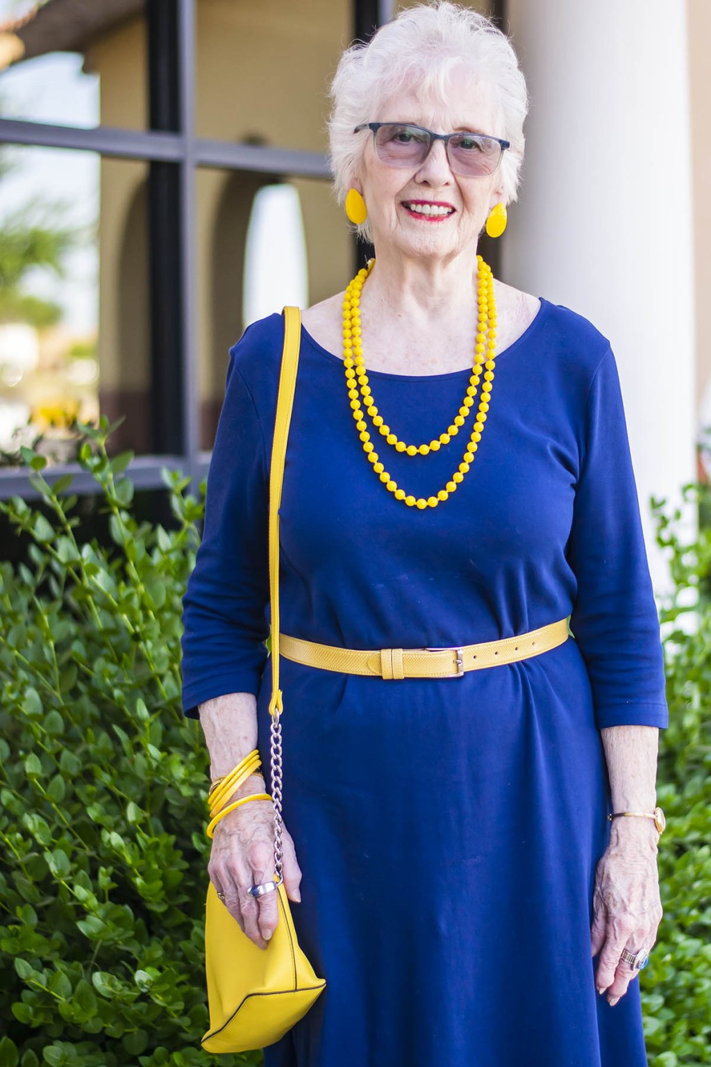 Picture of: Successful Styling What Color Jewelry Goes Navy Blue Dress