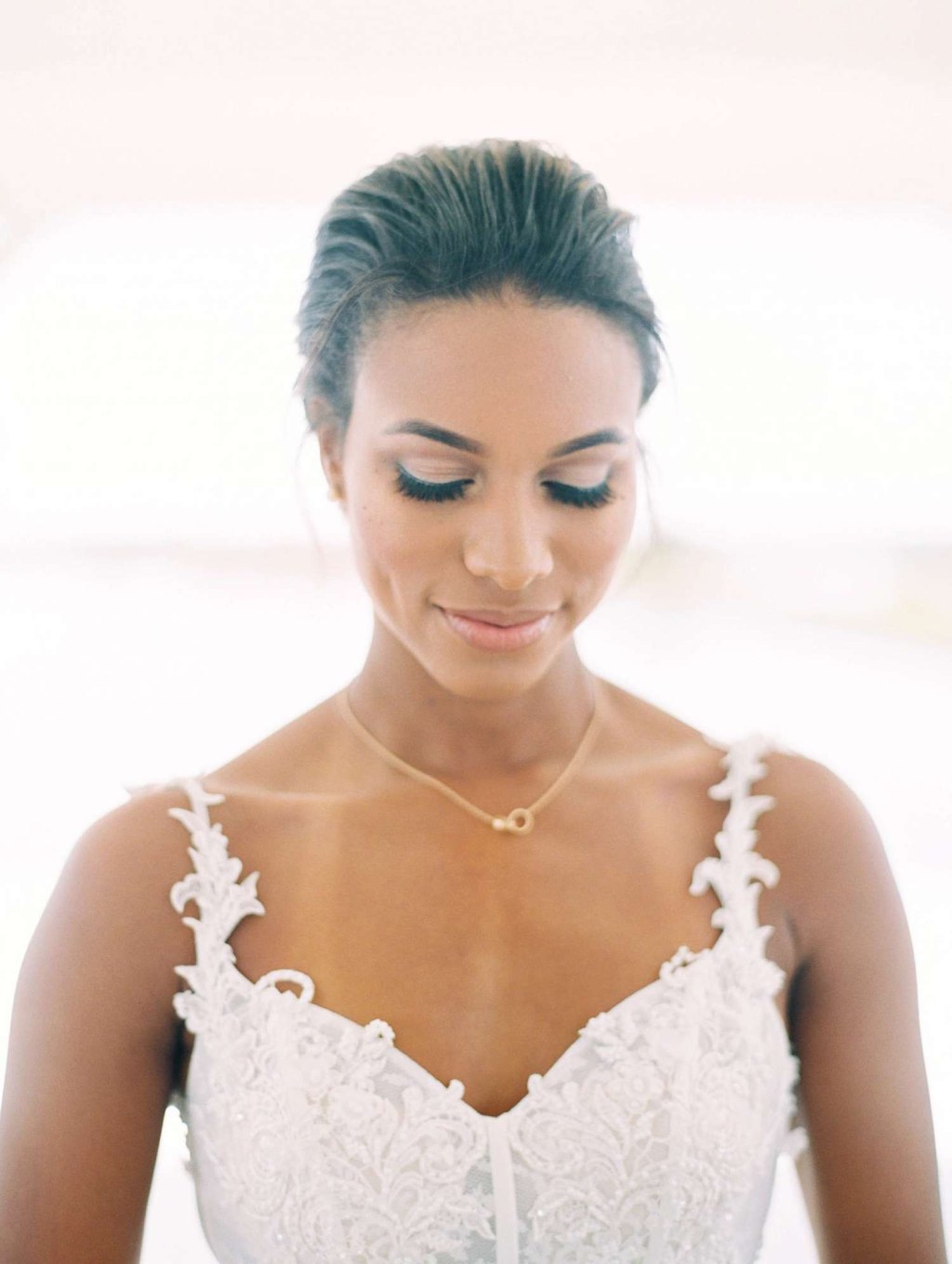 Picture of: The Best Bridal Jewelry for Every Wedding Dress Neckline